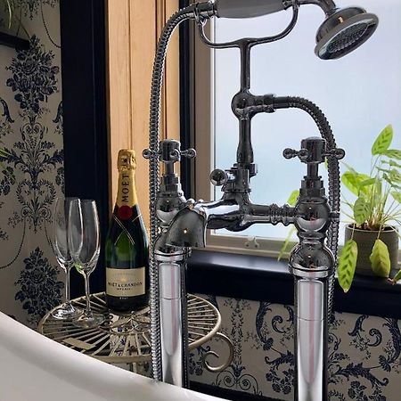 Stunning Period Property In The Heart Of The City Aberdeen Extérieur photo