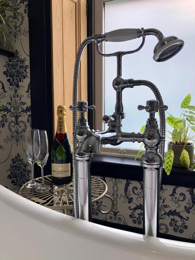 Stunning Period Property In The Heart Of The City Aberdeen Extérieur photo